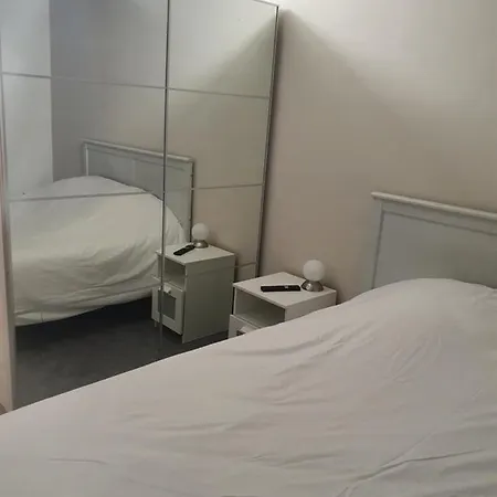 Apartment A Proximite Commerces, Plage Et Centre Ville *
